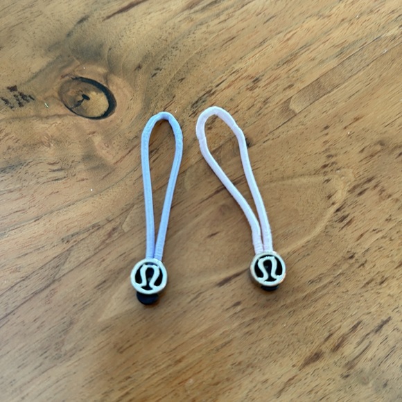 Lululemon zipper pulls/hair ties - Picture 2 of 2